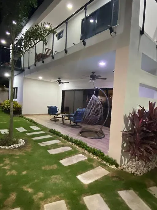 Villa Malilisa Baní